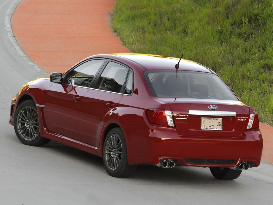  Subaru Impreza WRX Sedan 2010 года  (US) (фото 14 из 21)